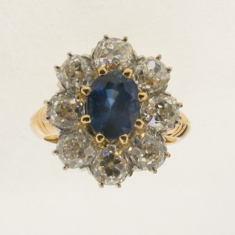 MS5905 Sapphire & Diamond Cluster Ring