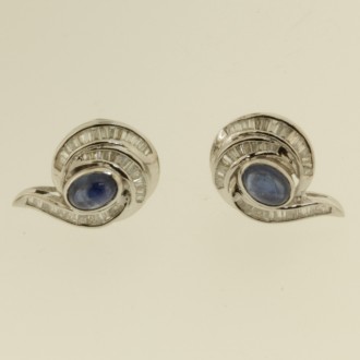 MS6821 18ct Cabochon Sapphire & Diamond Earrings.