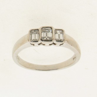 RD0110 Platinum Three Stone Diamond Ring
