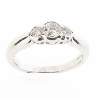 RD0133 Platinum Three Stone Diamond Ring
