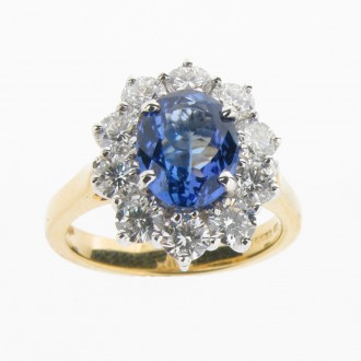 RM0082 18ct Tanzanite & Diamond Ring