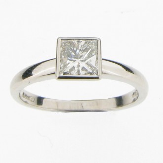 MS1808 Princess cut Diamond Ring